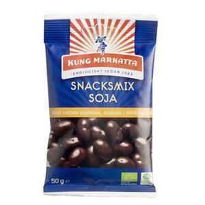 Kung Markatta Snack mix sojabønner med chokolade består af lækre ristede sojabønner overtrukket med uimodståelig chokolade.