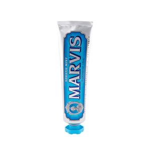 Marvis er den ultimative klassiske tandpasta - denne variant er med Aquatic Mint.