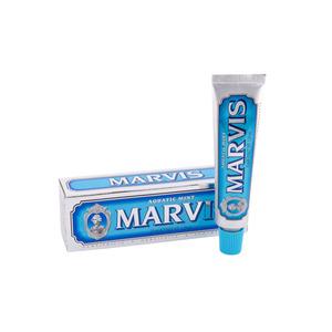 Marvis er den ultimative klassiske tandpasta - denne variant er med Aquatic Mint (rejsestørrelse).