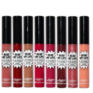 theBalm Pretty Smart Gloss fås i 11 legesyge nuancer - alt fra en nutral nude til en iøjnefaldene tomat-rød