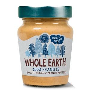 Cremet peanutsmørepålæg fra Whole Earth. En fløjlsblød peanutbutter uden tilsat sukker.