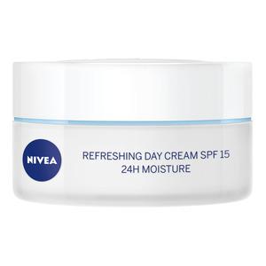 Nivea Refreshing Day Cream SPF15 - 50 ml.